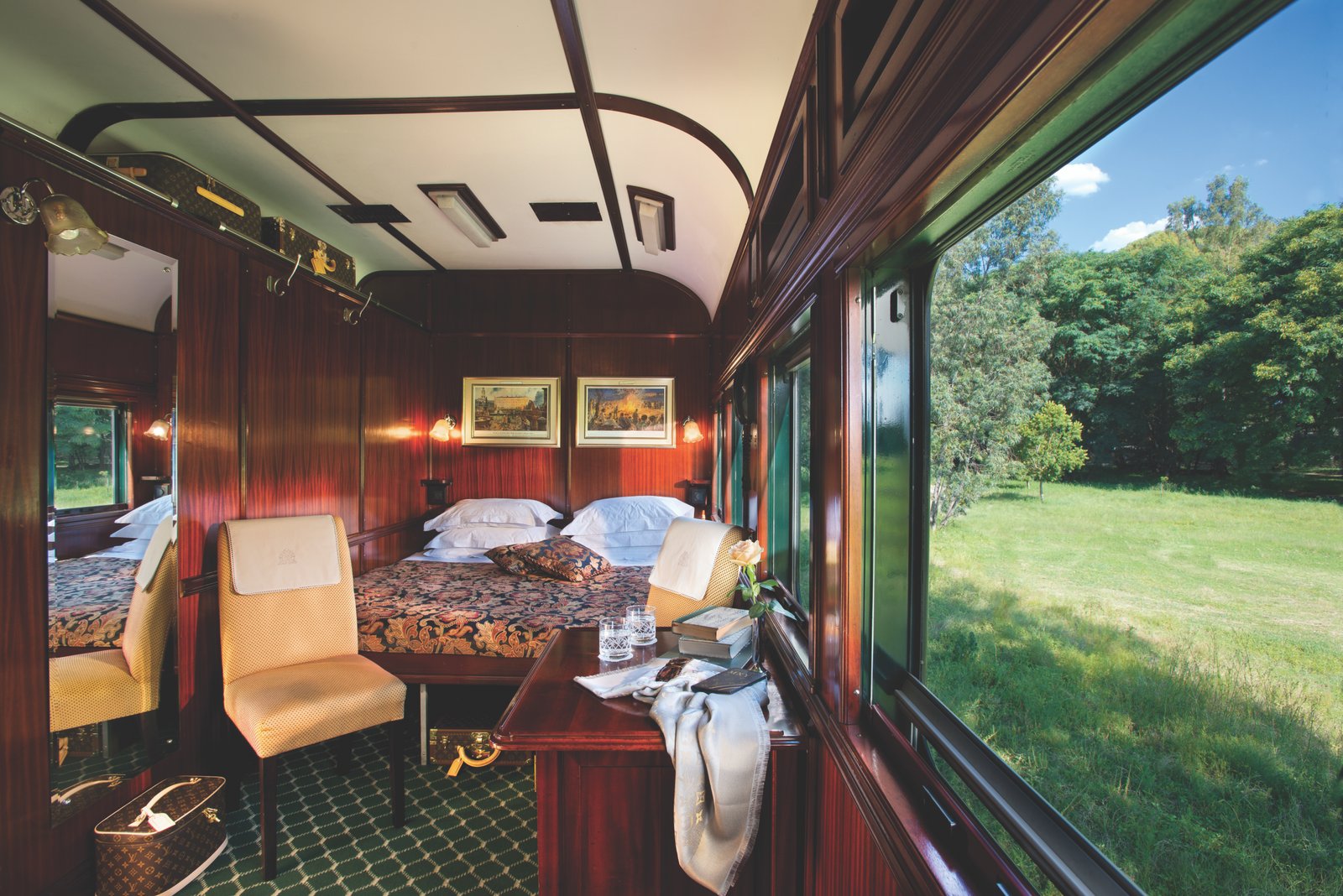 Rovos Rail Deluxe Suite