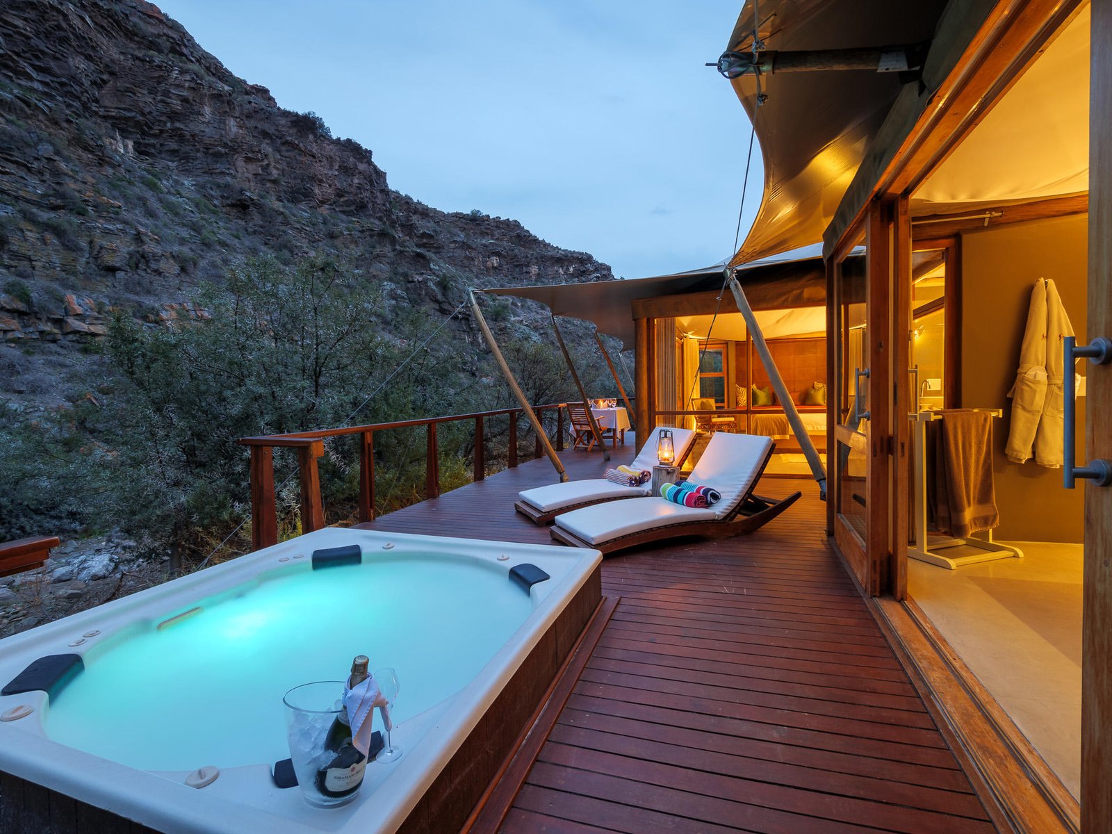 Sanbona Dwyka Tented Lodge Suite mit Planschpool