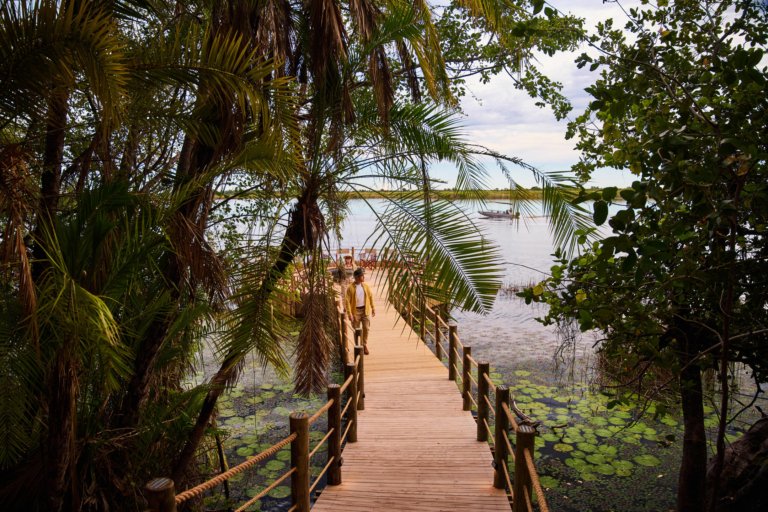 Xugana Island Lodge Overwater Feuerdeck mit Blick auf die Lagune