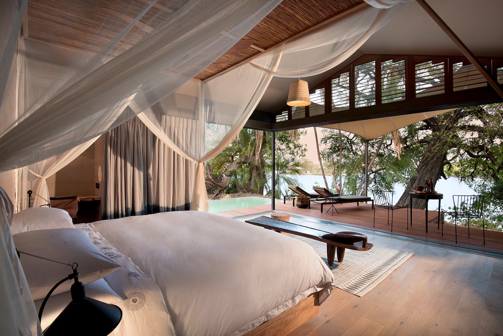 Thorntree African Bush Camps Zimmer mit Blick auf Fluss