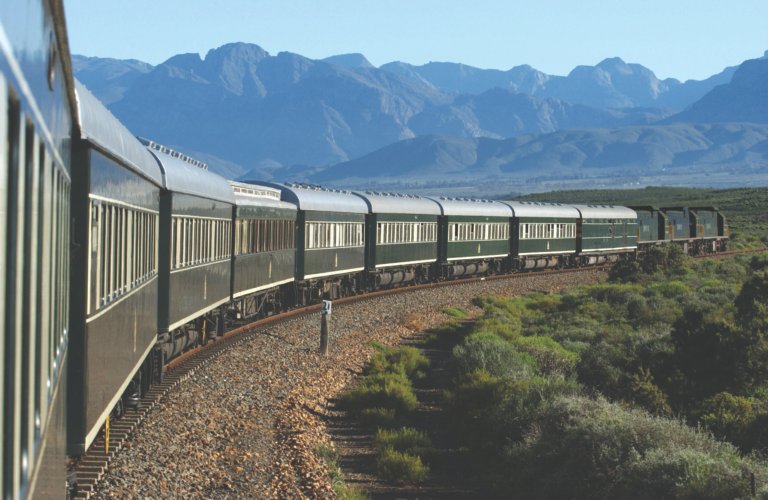 Rovos Rail Fahrt durch Outeniqua Mountains