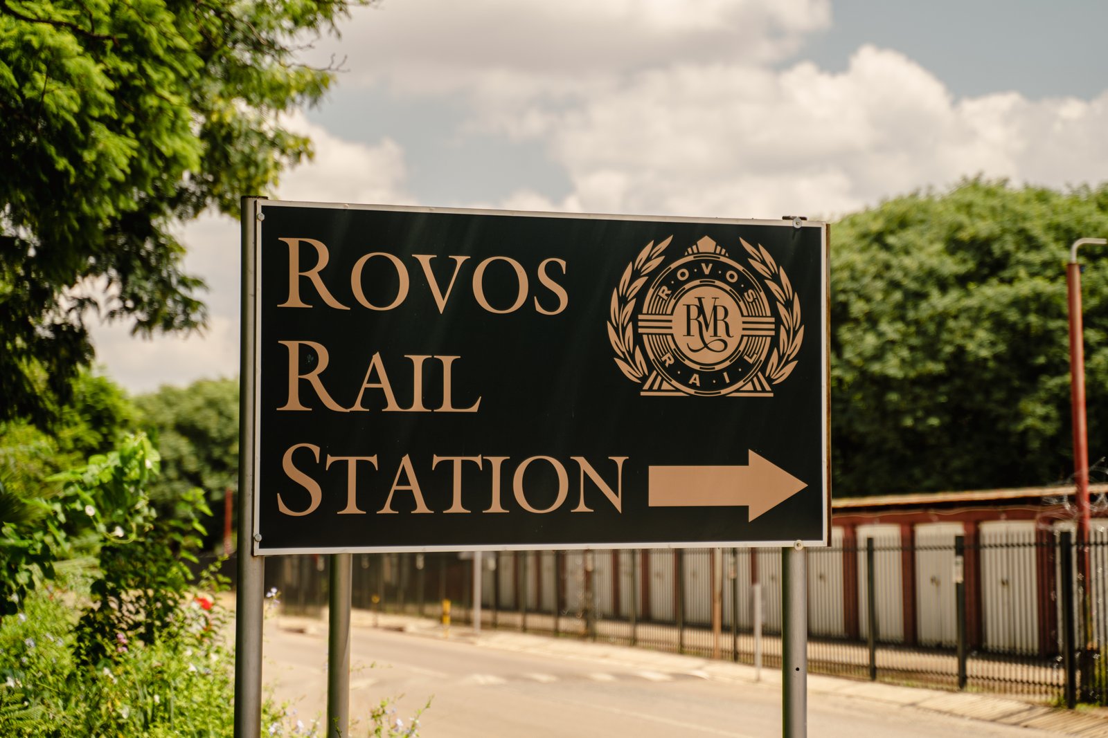 Rovos Rail Station Schild