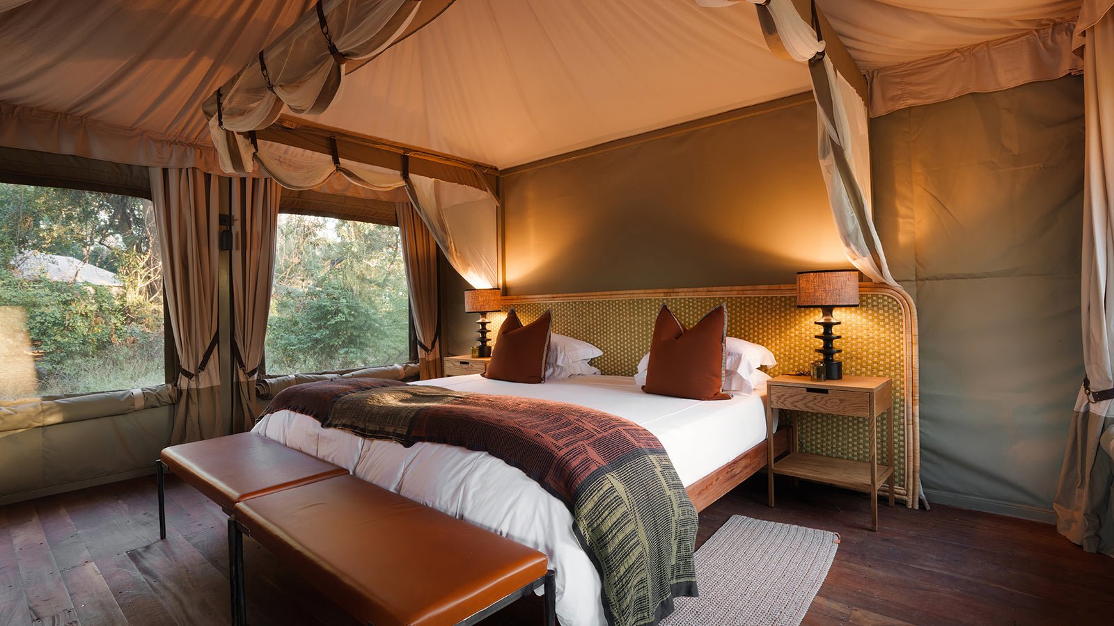 Chindeni Bushcamp Zambia Zelt-Suite mit Bett
